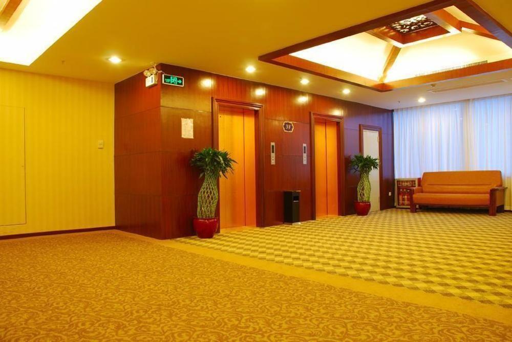 Vienna Hotel Guangzhou Shaheding Metro Station المظهر الخارجي الصورة